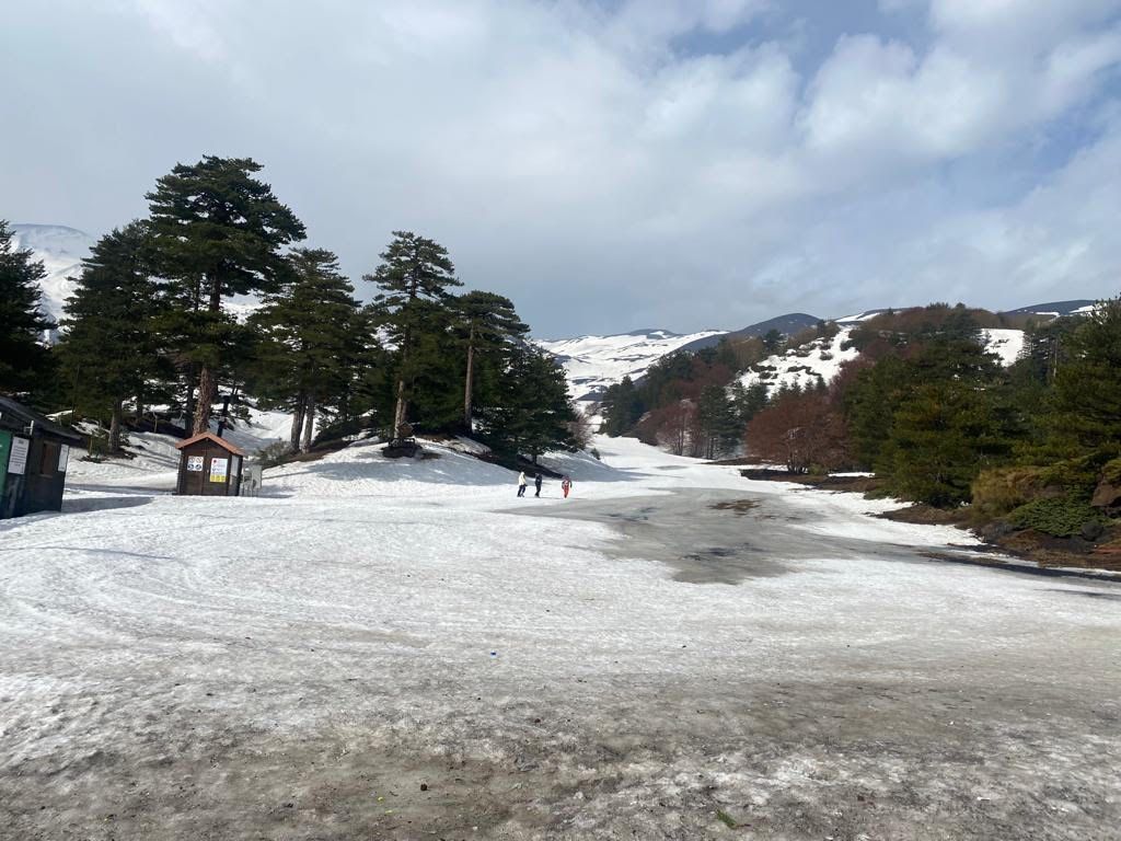 Etna - Stagione sciistica conclusa. Si continua in fuoripista
